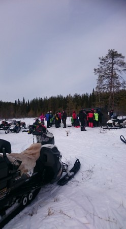 skotersafari till norrsjön 2016